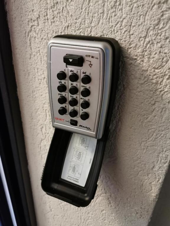Fiore Self Check-In Osijek Exterior photo
